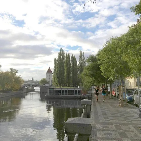 River Site Janackovo Nabrezi 27 Apartment