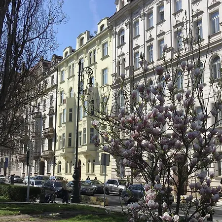 아파트 River Site Janackovo Nabrezi 27 *